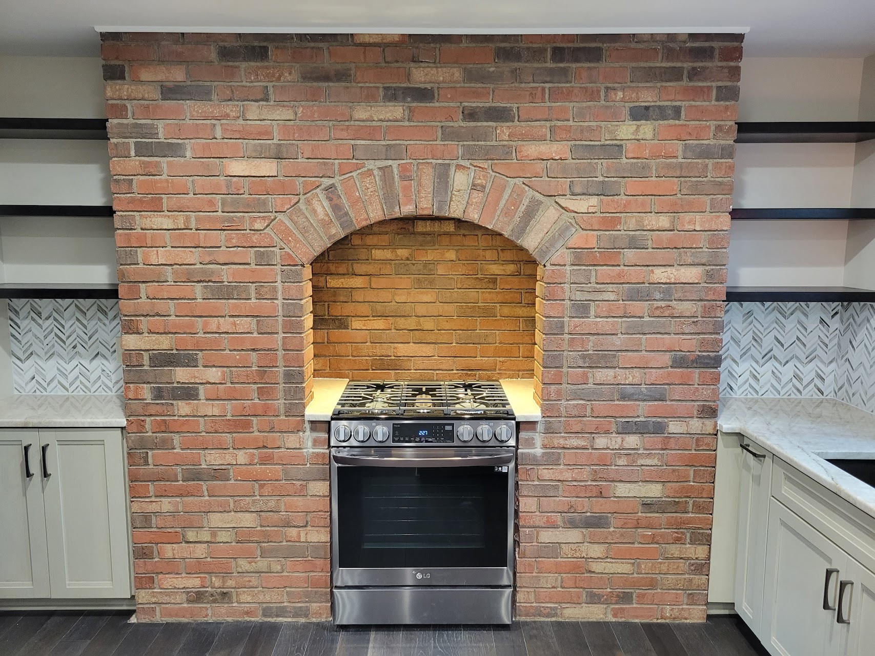 UA stove surrond